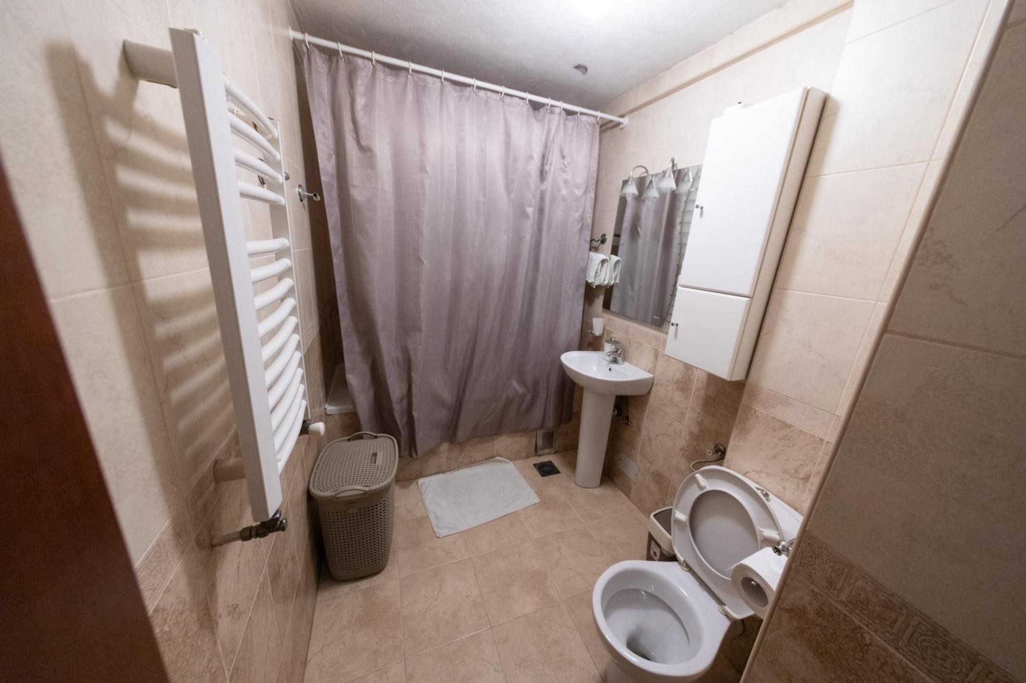 Lux Place Apartments Downtown Kragujevac Buitenkant foto
